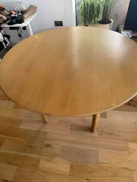 Photo of free Solid oak round dining table (W3 (near Larden Road)) #1
