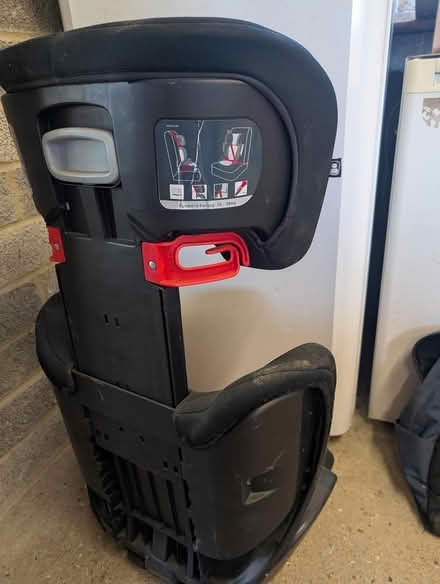 Photo of free Toddler car seat (Woodgreen, SP6) #3