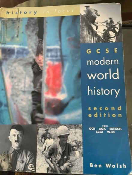 Photo of free GCSE history books (Norbury) #1