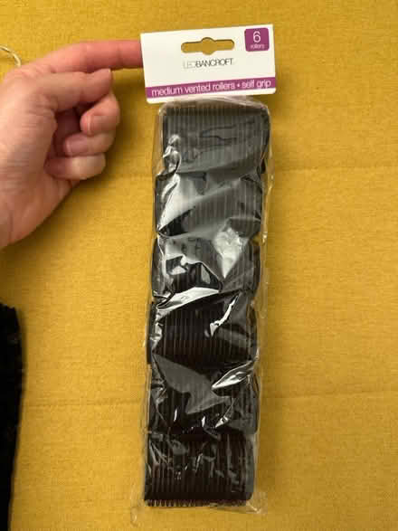 Photo of free Velcro hair curlers (OX3 8TG) #1