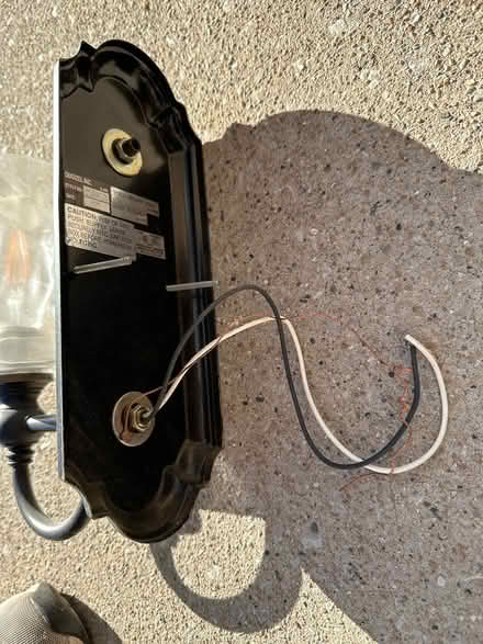 Photo of free Antique bronze Wall light fixtures (Unincorporated north Wheaton) #2