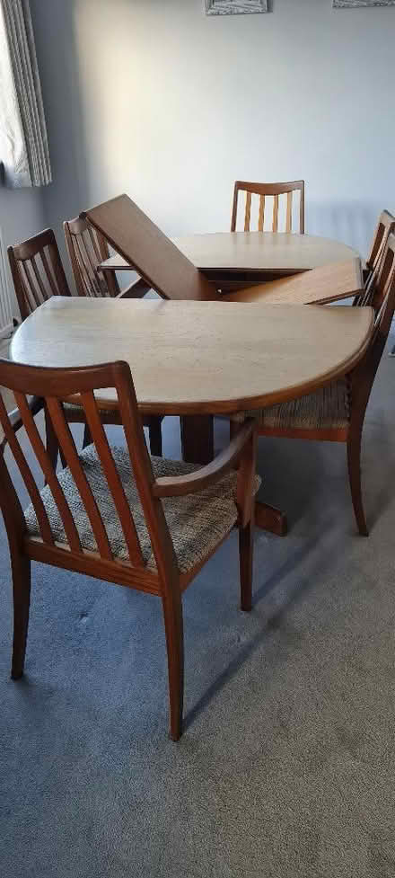 Photo of free Dining room furniture (Burnham SL1) #2