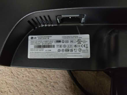 Photo of free Monitor c18inch (Neilston) #2