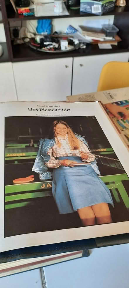 Photo of free knit crochet, soft furnish patterns (Wallington SM6) #4