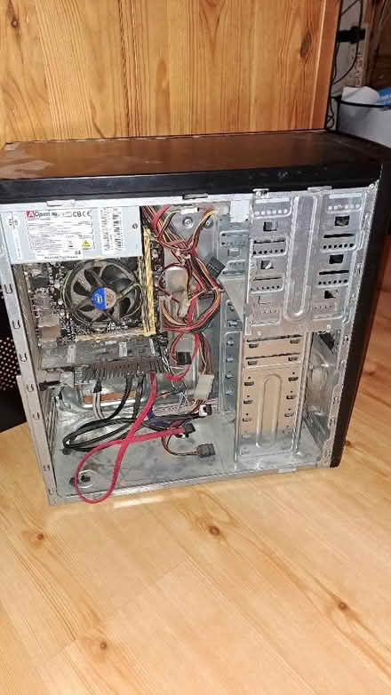 Photo of free Very old computer case and some of the insides (Dodleston CH4) #1