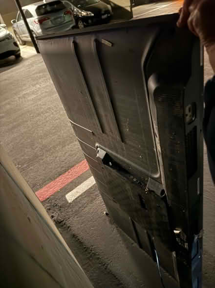 Photo of free Hisense LED LCD flat screen TV (Valencia Avenue, Sunnyvale) #3