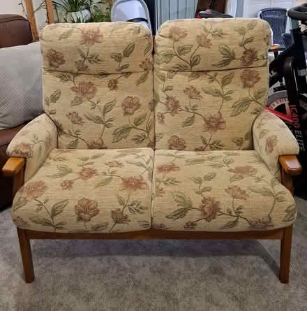 Photo of free A Fabric Two Seater (Aylesbury Vale HP19) #1