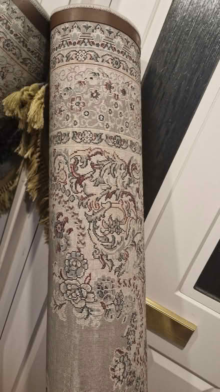 Photo of free Used rug, stained just needs a wash (TW5) #1
