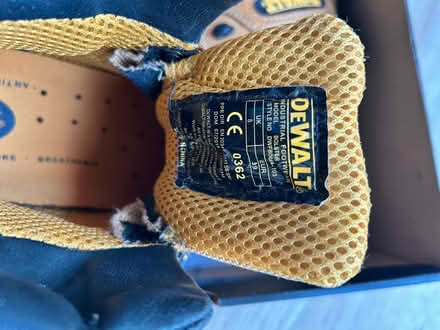 Photo of free Site boots 5UK (BS36) #2