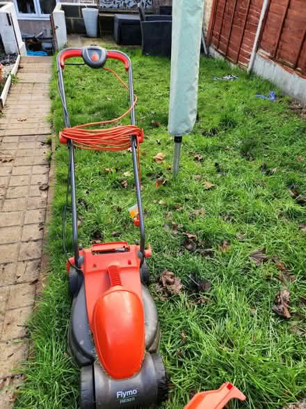 Photo of free Lawnmower (SE18 - Plumstead) #2