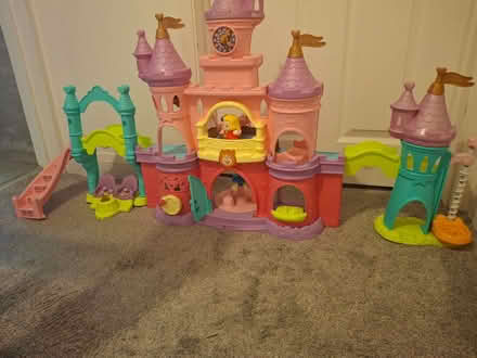 Photo of free VTech Toot toot friends Enchanted Castle Playset (Upminster RM14) #1