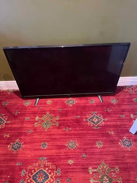 Photo of free Samsung Smart TV (Drumcondra Dublin 9) #2