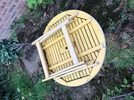 Photo of free garden table (GU14) #2