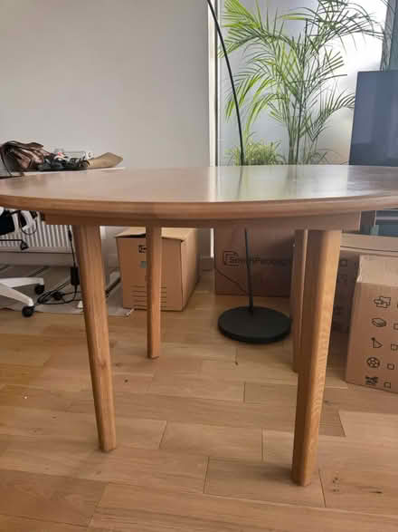 Photo of free Solid oak round dining table (W3 (near Larden Road)) #2