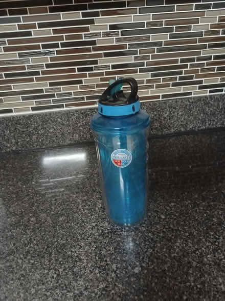 Photo of free bicycle water bottle (Largo near Ulmerton & Starkey) #1