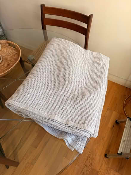Photo of free Light Grey waffle blanket (Chelsea SW3) #1