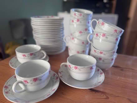 Photo of free tea/coffee caps with saucers (Dublin 24) #1