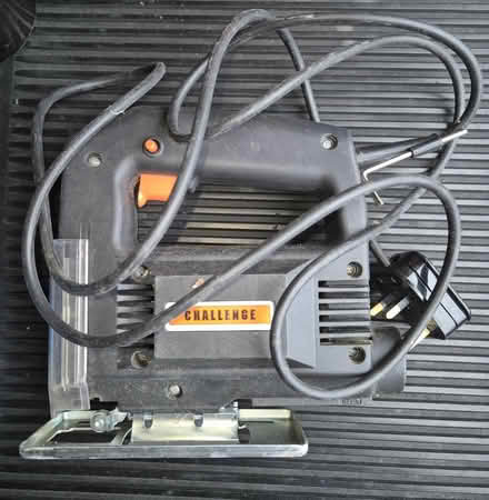 Photo of free 240V Jigsaw (Croydon CR2) #1