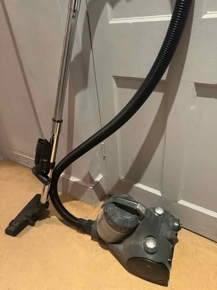 Photo of free Amazon brand hoover (Sw13 9ea) #1