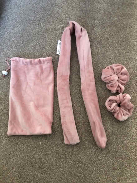 Photo of free Hair curling kit (West Meads PO21) #1