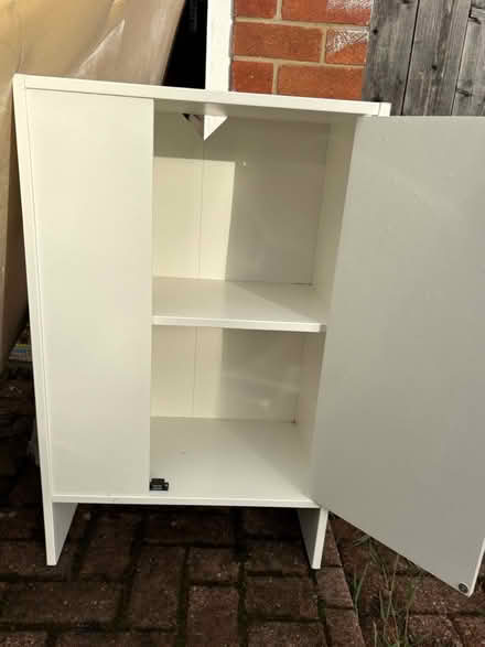 Photo of free White MDF unit (NE11) #1