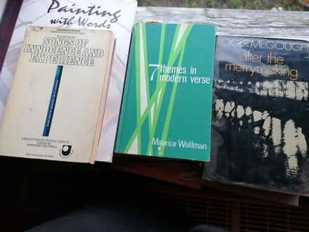 Photo of free 35 books of poetry (Prescott SY4) #1