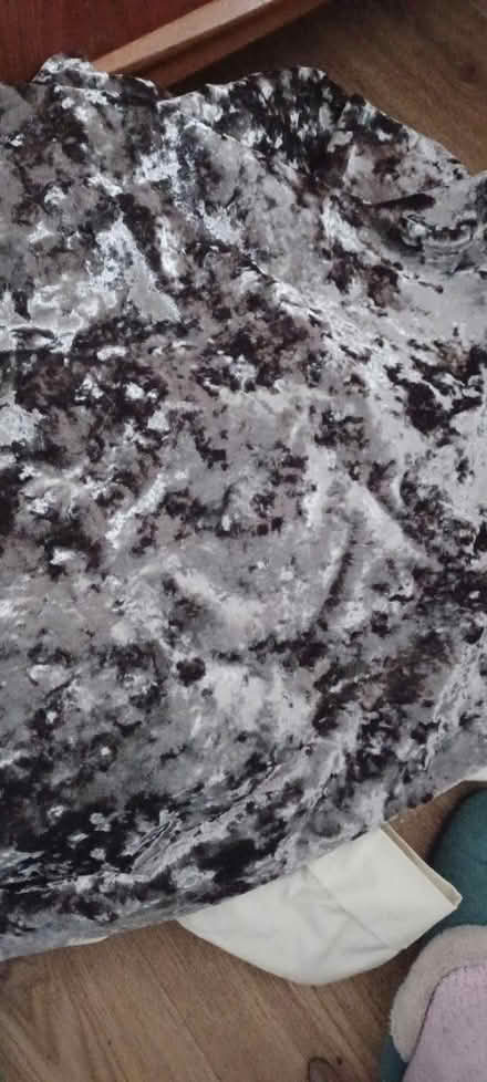 Photo of free Crushed velvet (Billericay CM11) #1