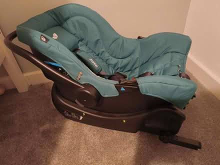 Photo of free Car seat (Wigton Moor LS17) #3
