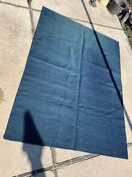 Photo of free Rug 6’ X 8’ (Redwood City, Woodside Plaza) #1