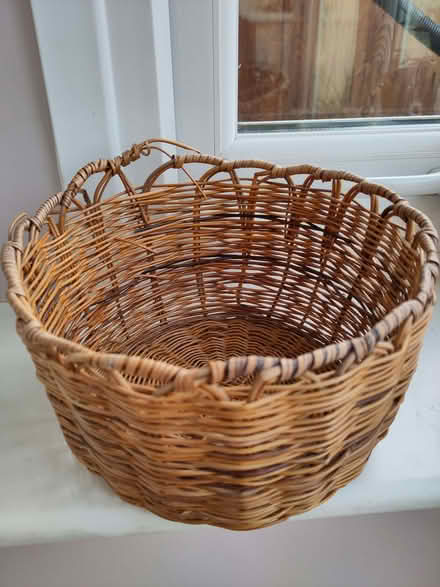 Photo of free Small basket - used as a plantpot holder (Henleaze Ward BS9) #1