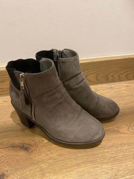 Photo of free Ladies Ankle Boots Uk 4/4.5 (St Albans AL3) #1