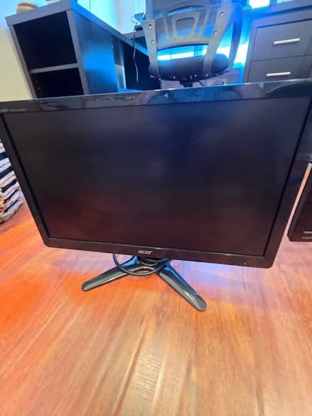 Photo of free 2 free monitors (Willow Glen) #2