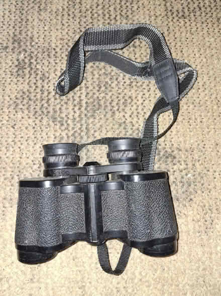Photo of free Binoculars (SG64YQ) #1