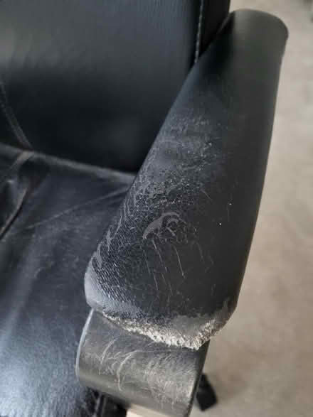 Photo of free Office chair (Mannings Heath, RH13) #4