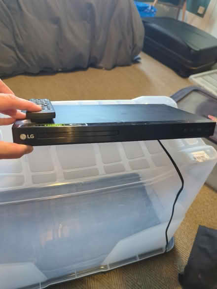 Photo of free DVD player (Hove) #1