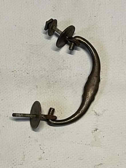 Photo of free 6 antique drawer knobs/pulls (Thrupp GL6) #2