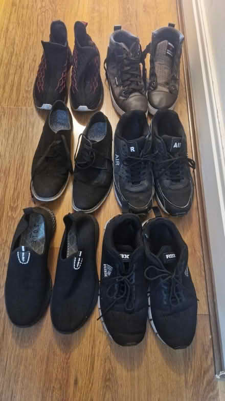 Photo of free shoes (SE11) #1