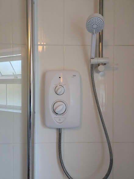 Photo of free Electric shower (Near gamblesby) #1