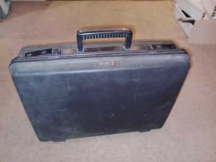 Photo of free Old brief cases (CT4) #1