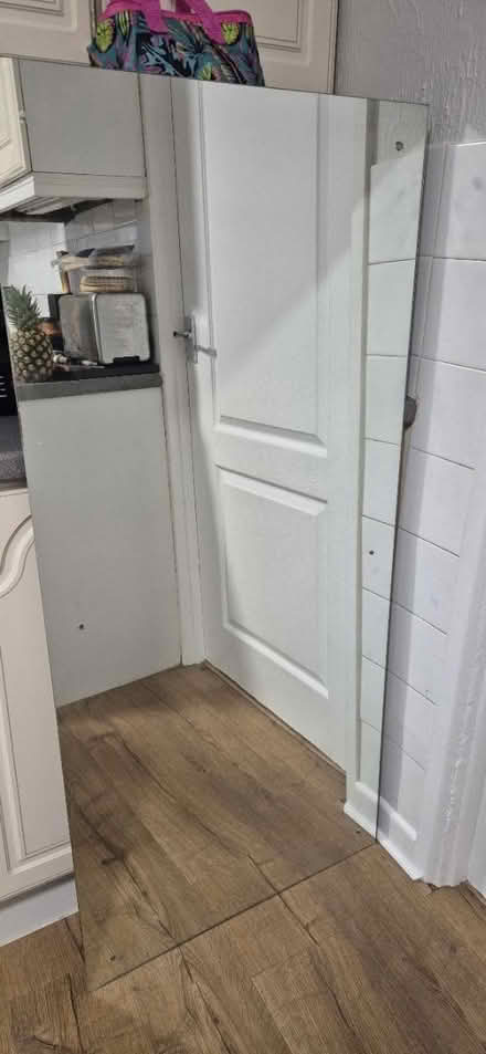 Photo of free Mirror (GL51) #1