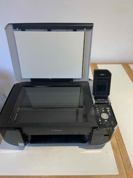 Photo of free Printer, needs ink, may then work (St Just TR19) #2