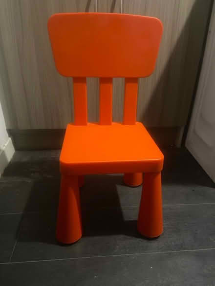 Photo of free kids desk and chair (AB21) #2