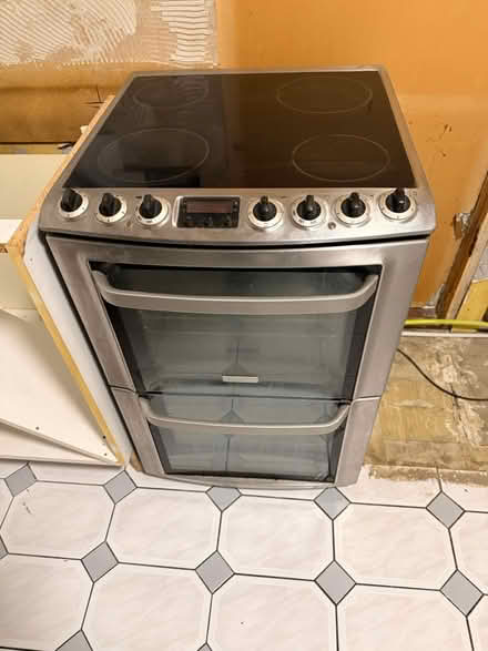 Photo of free Cooker Electrolux Insight (ME2) #4