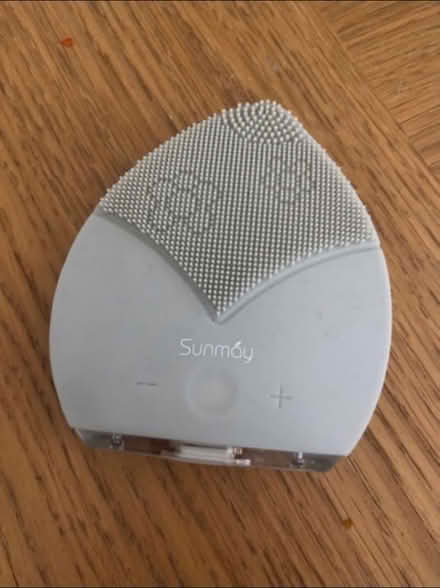 Photo of free Sunnmay Sonic face brush & massager (Forest Hill SE23) #2