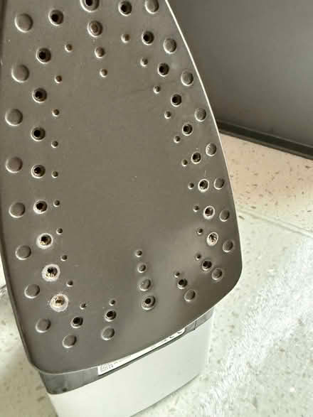 Photo of free Russell Hobbs Steam Iron (Vale of White Horse OX12) #2