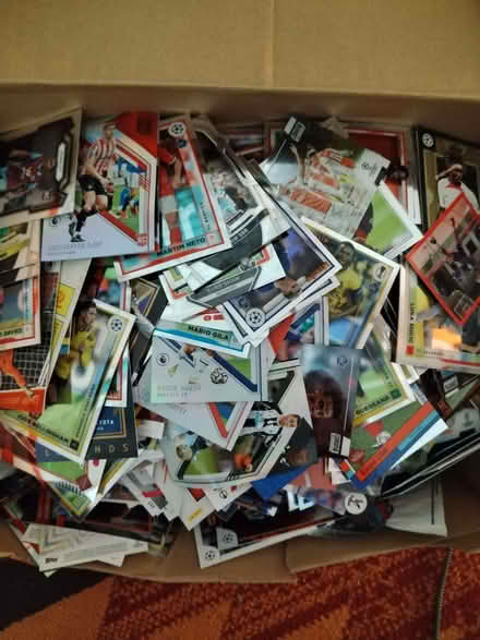 Photo of free Massive bundle of football cards (Hartington Road BN2) #1