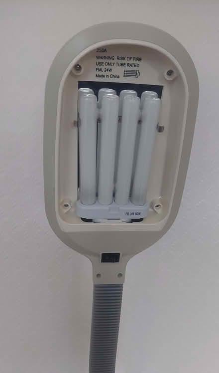Photo of free Daylight lamp (GU51) #2