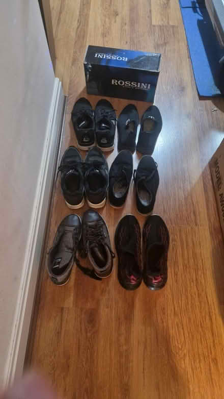 Photo of free shoes (SE11) #2