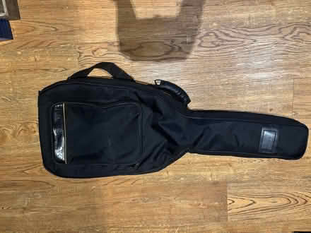 Photo of free Soft padded guitar case (Horsham RH13) #1
