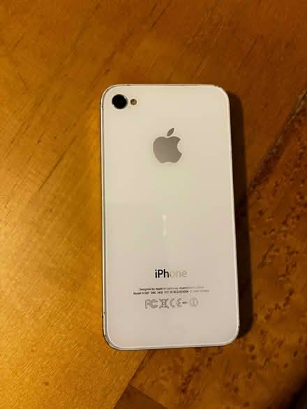 Photo of Old Apple iPhone cable (San Mateo Knolls (El Camino)) #1